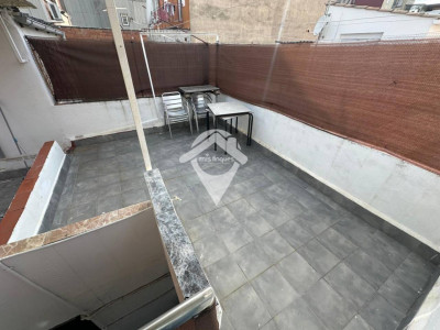 CASA CON PATIO Y TERRAZA AL LADO PARC NORD-SABADELL