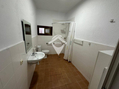 CASA CON PATIO Y TERRAZA AL LADO PARC NORD-SABADELL