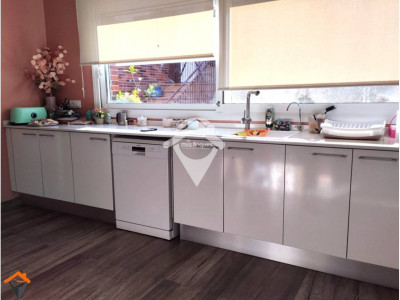 CASA DE ENSUEÑO CON PISCINA Y GRANDES ESPACIOS EN SANT QUIRZE DEL VALLES