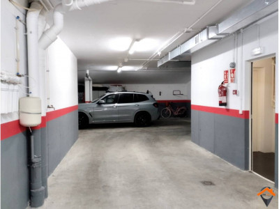 CASA DE ENSUEÑO CON PISCINA Y GRANDES ESPACIOS EN SANT QUIRZE DEL VALLÉS