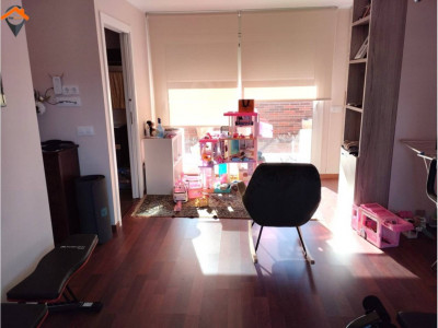 CASA DE ENSUEÑO CON PISCINA Y GRANDES ESPACIOS EN SANT QUIRZE DEL VALLÉS