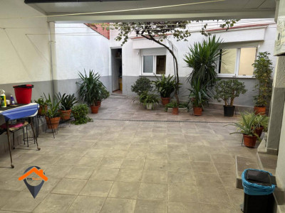 CASA EN PLANTA BAJA CANTONERA CON PATIO Y TERRAZA!!!