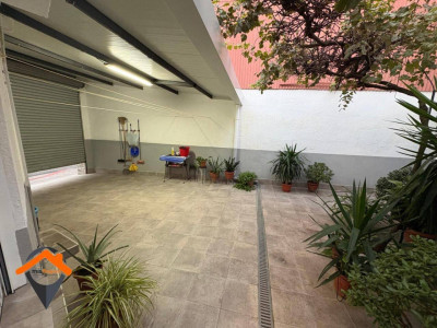 CASA EN PLANTA BAJA CANTONERA CON PATIO Y TERRAZA!!!