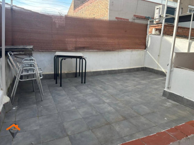 CASA EN PLANTA BAJA CON PATIO Y JUNTO PARC DEL NORD