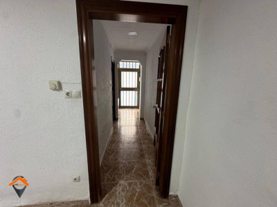CASA EN PLANTA BAJA CON PATIO!