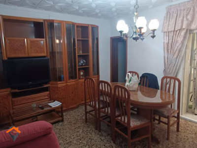 CASA JUNTO PARC DEL NORD CON GARAJE!!!!