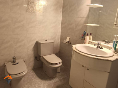CASA JUNTO PARC DEL NORD CON GARAJE!!!!