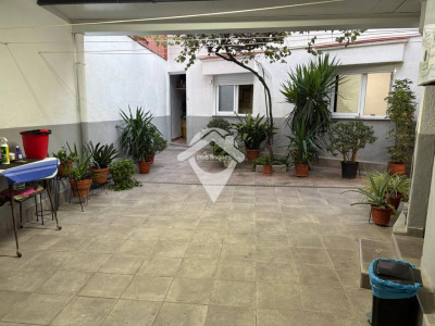 CASA PLANTA BAJA CANTONERA CON PATIO Y TERRAZA