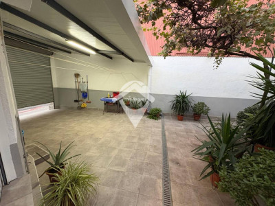 CASA PLANTA BAJA CANTONERA CON PATIO Y TERRAZA
