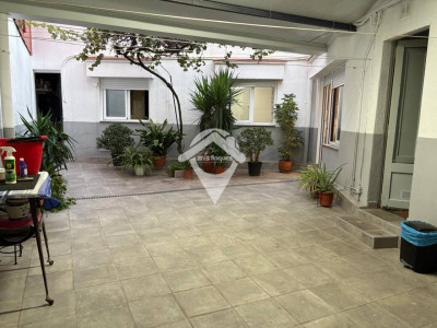 CASA PLANTA BAJA CANTONERA CON PATIO Y TERRAZA