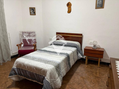 CASA PLANTA BAJA CANTONERA CON PATIO Y TERRAZA