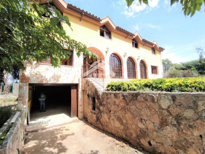 CASA RUSTICA EN VENTA ZONA ESTANY DE GALLECS