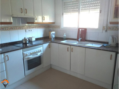 CASA UNIFAMILIAR CON GRAN PATIO, GARAJE DOBLE Y BUHARDILLA JUNTO A PLAZA ESPAÑA!! 