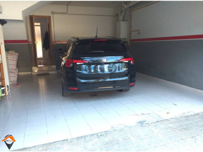 CASA UNIFAMILIAR CON GRAN PATIO, GARAJE DOBLE Y BUHARDILLA JUNTO A PLAZA ESPAÑA!! 