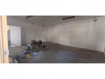 CONJUNTO DE DOS NAVES DE 65M2 CADA UNA!
