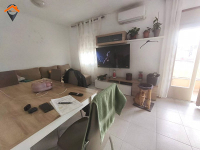 ¡DOS BALCONES Y UN COMEDOR SOLEADO EN CREU DE BARBERÀ!