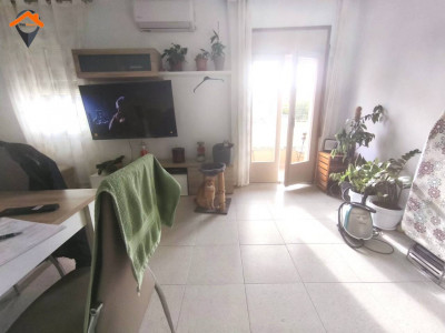 ¡DOS BALCONES Y UN COMEDOR SOLEADO EN CREU DE BARBERÀ!