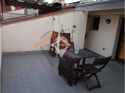 DUPLEX 2 HABITACIONES CON TERRAZA Y PARKING EN TERRASSA
