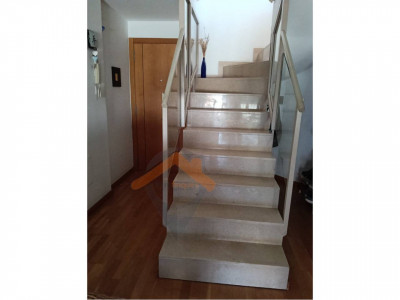 DÚPLEX DE 2 HABITACIONES CON TERRAZA Y PARKING EN TORRENT DE PERE PARRÉS