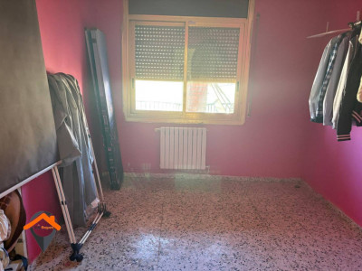 Dúplex en venta en Sentmenat con amplia terraza y patio con solo 1 vecino