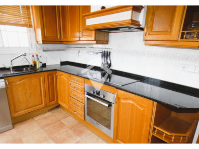 EN ALQUILER¡¡¡ FANTASTICA CASA AISLADA ZONA CENTRO SANT QUIRZE