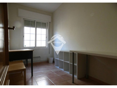 EN ALQUILER¡¡¡ FANTASTICA CASA AISLADA ZONA CENTRO SANT QUIRZE