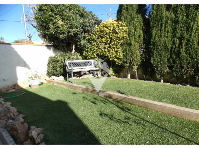 EN ALQUILER¡¡¡ FANTASTICA CASA AISLADA ZONA CENTRO SANT QUIRZE