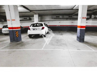 EN ALQUILER¡¡¡ GRAN PISO PARKING DOBLE Y TRASTERO EIXAMPLE-SABADELL