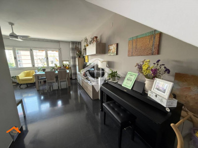 EN VENTA GRAN DUPLEX 4 HABITACIONES 