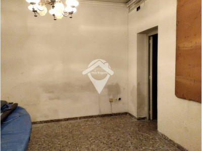EN VENTA INMUEBLE-SOLAR EDIFICABLE A DOS CALLES EN SABADELL