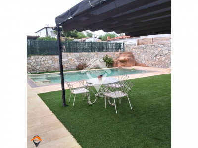 ESPECTACULAR CASA 4 VIENTOS BARBERA DEL VALLES