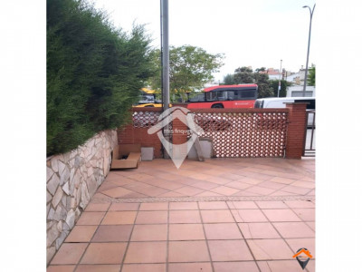 ESPECTACULAR CASA 4 VIENTOS BARBERA DEL VALLES