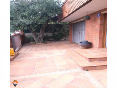 Espectacular casa a 4 vientos en Barberà del Vallès