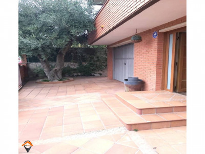 Espectacular casa a 4 vientos en Barberà del Vallès