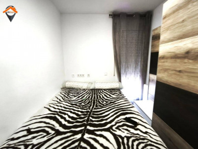 ESPECTACULAR PISO ESQUINERO Y TOTALMENTE EXTERIOR EN EIXAMPLE CON PARKING EN FINCA!!