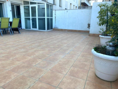 ESPECTACULAR VIVIENDA CON PATIO 60 M2 HOSTAFRANCS-SABADELL