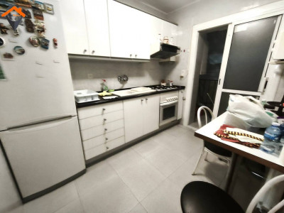 EXCELENTE PISO DE 4 HABITACIONES EN PISOS EUROPA!!