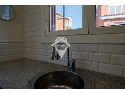 FANTASTICA CASA CANTONERA EN VENTA EN EL CENTRO DE SANT QUIRZE DEL VALLES CON PISCINA Y GARAJE