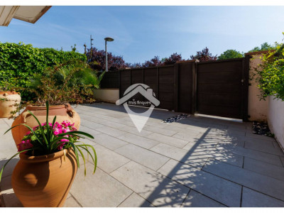 FANTASTICA CASA CANTONERA EN VENTA EN EL CENTRO DE SANT QUIRZE DEL VALLES CON PISCINA Y GARAJE