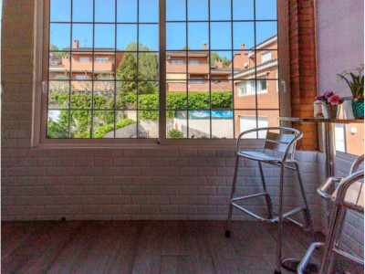 FANTASTICA CASA CANTONERA EN VENTA EN EL CENTRO DE SANT QUIRZE DEL VALLES CON PISCINA Y GARAJE