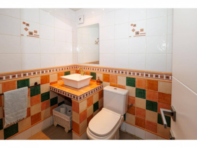 FANTASTICA CASA CANTONERA EN VENTA EN EL CENTRO DE SANT QUIRZE DEL VALLES CON PISCINA Y GARAJE