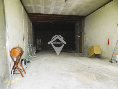 FANTASTICA CASA CON DOS VIVIENDAS INDEPENDIENTES Y GRAN GARAJE EN TERRASSA