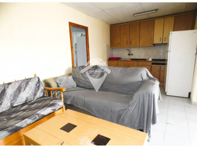 FANTASTICA CASA CON DOS VIVIENDAS INDEPENDIENTES Y GRAN GARAJE EN TERRASSA