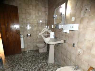 FANTASTICA CASA CON DOS VIVIENDAS INDEPENDIENTES Y GRAN GARAJE EN TERRASSA