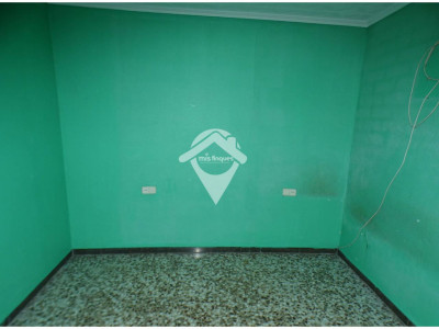 FANTASTICA CASA CON DOS VIVIENDAS INDEPENDIENTES Y GRAN GARAJE EN TERRASSA