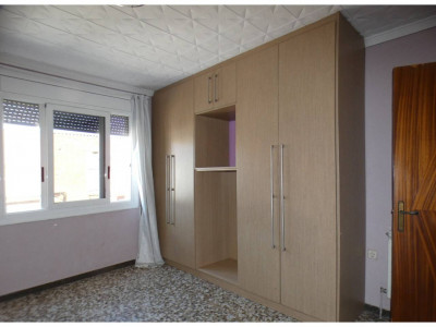 FANTASTICA CASA CON DOS VIVIENDAS INDEPENDIENTES Y GRAN GARAJE EN TERRASSA