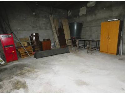 FANTASTICA CASA CON DOS VIVIENDAS INDEPENDIENTES Y GRAN GARAJE EN TERRASSA