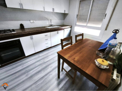 Fantástica casa con enorme garaje en Castellar del Vallès – Lista para entrar a vivir!!!