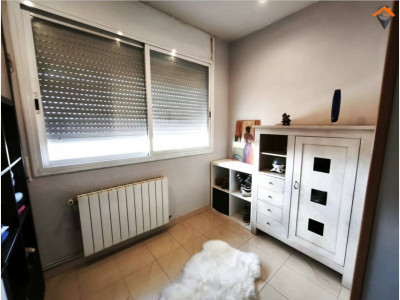 Fantástica casa con enorme garaje en Castellar del Vallès – Lista para entrar a vivir!!!