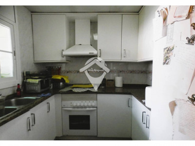 FANTASTICA CASA CON GRAN GARAJE EN VENTA TORRE-ROMEU